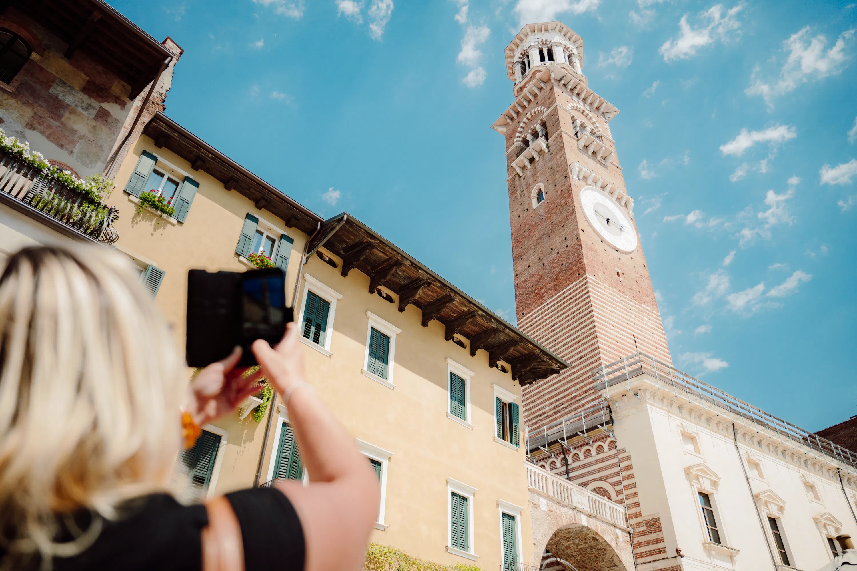 Verona City Hop-on Hop-off Tour — photo 23