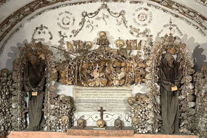 Capuchin Crypt Skip The Line Tickets with Audio Guide — photo 4
