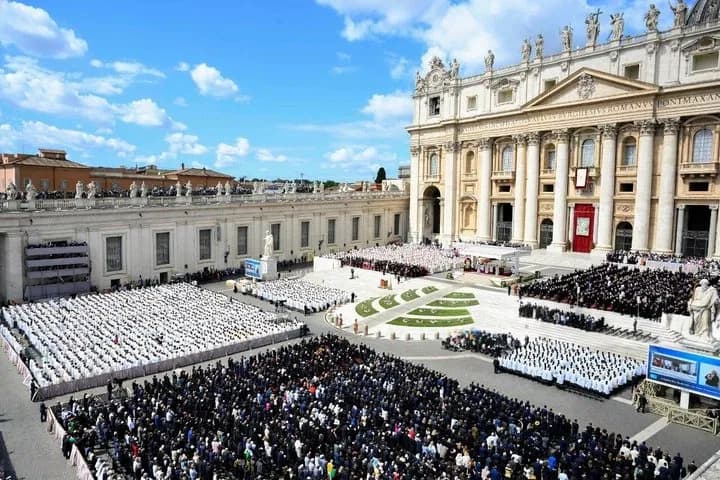 Rome Wednesday Papal Audience with Guided Assistance and Seating — photo 6