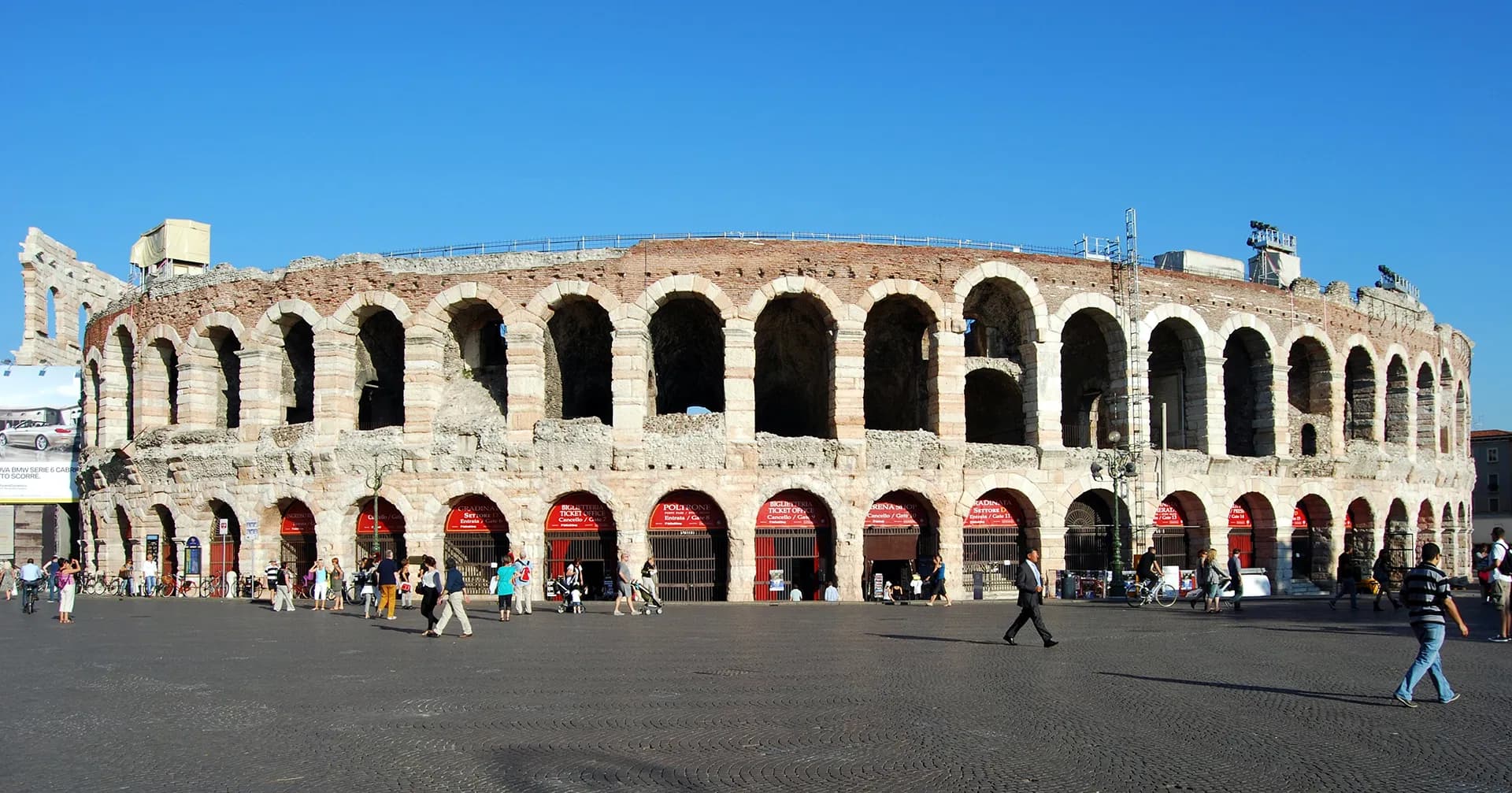 Verona City Hop-on Hop-off Tour — photo 16