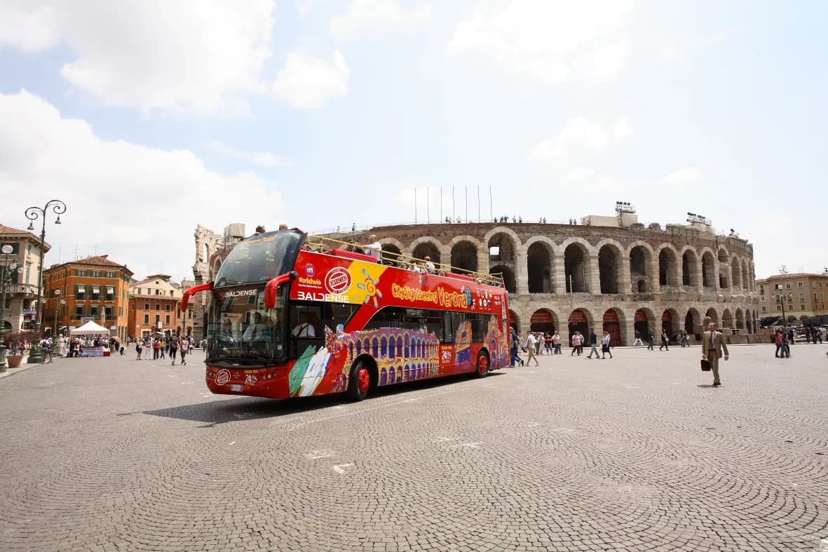 Verona City Hop-on Hop-off Tour — photo 11