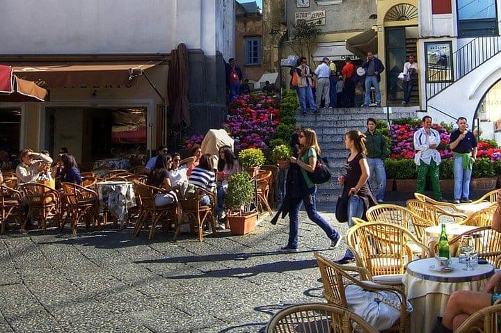 Excursion d'une journée guidée à Capri au départ de Rome — photo 2