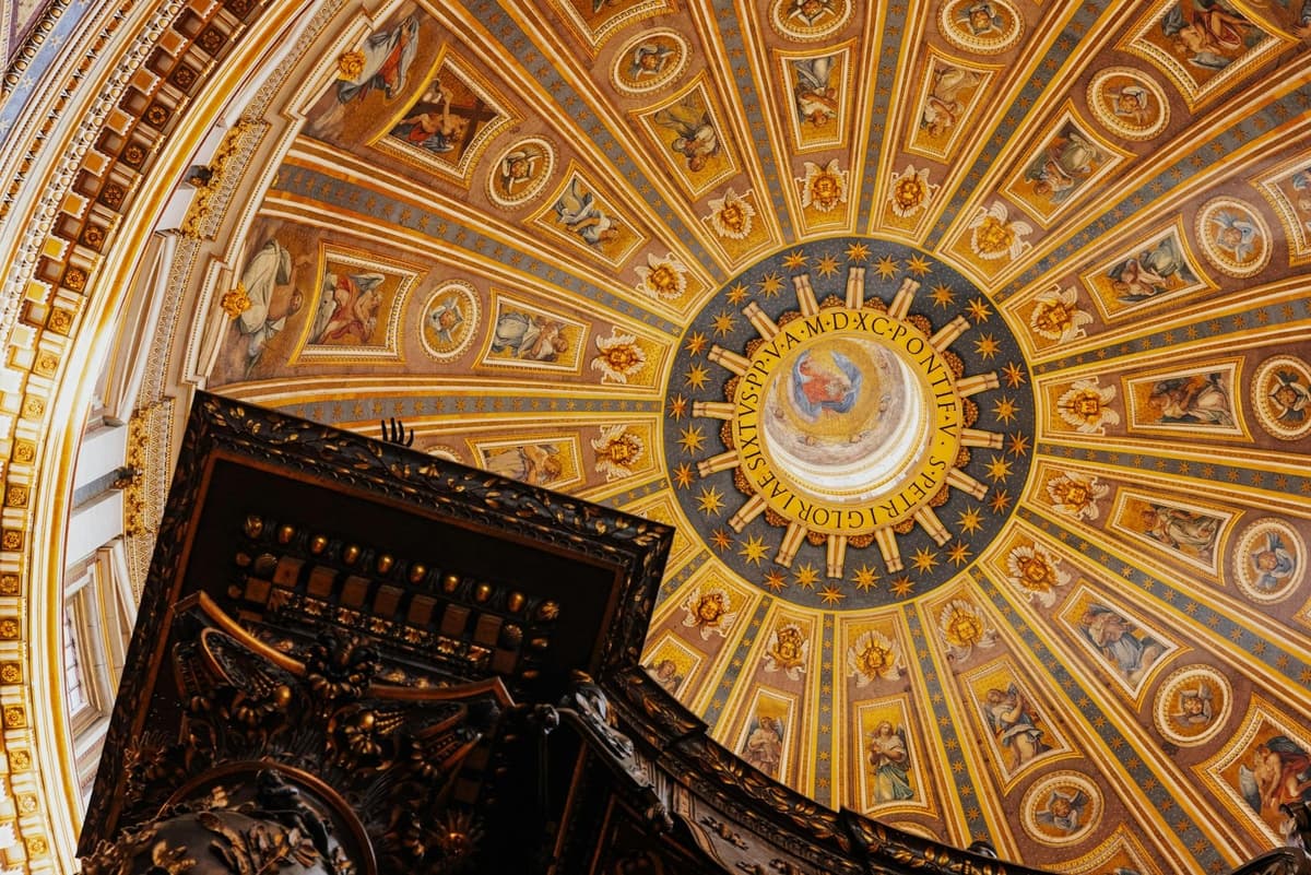 St. Peter's Basilica & The Iconic Dome: A Complete Guide to History, Art & Architecture