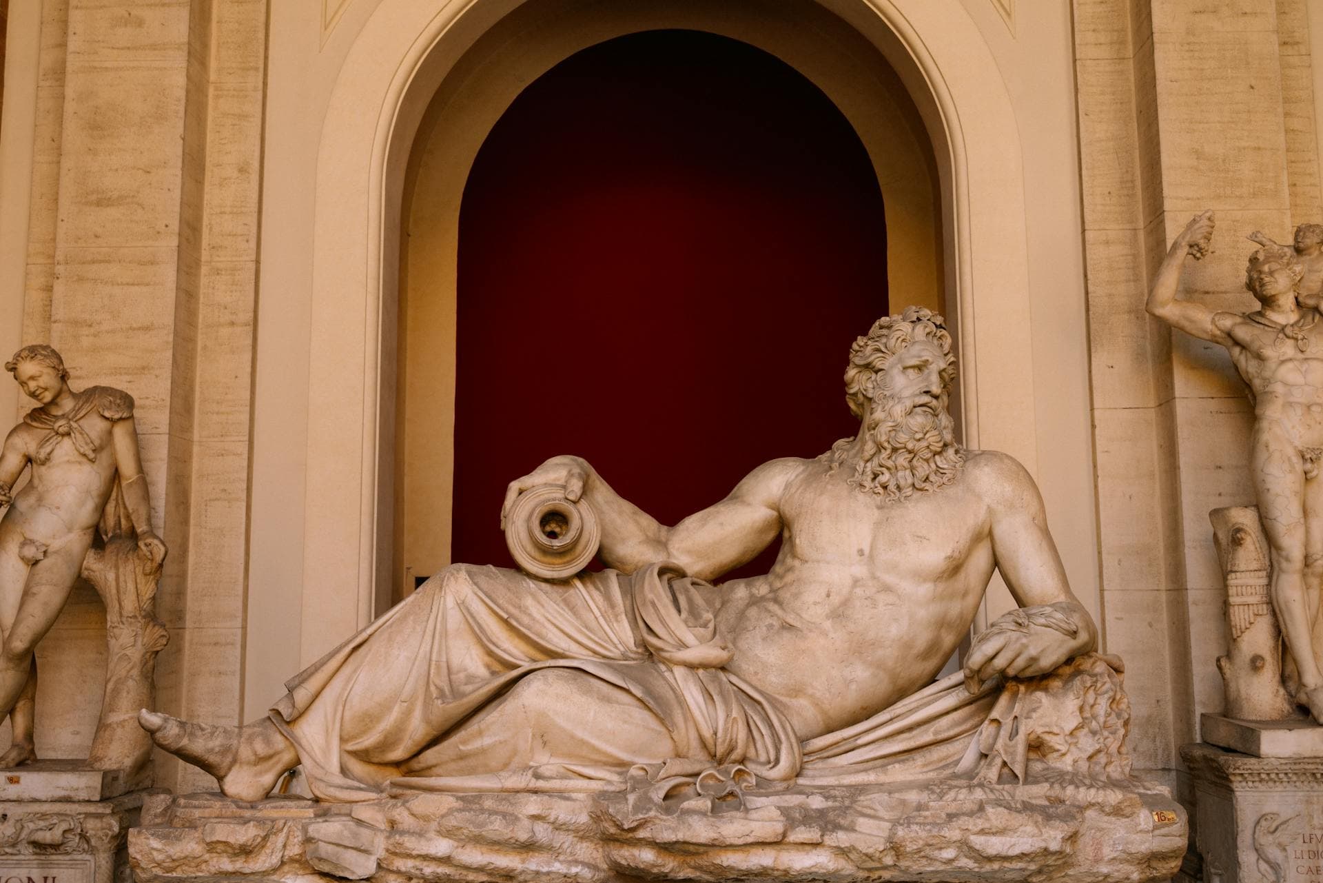 Tour durch die Vatikanischen Museen, die Sixtinische Kapelle und den Petersdom - Ohne Anstehen — photo 9