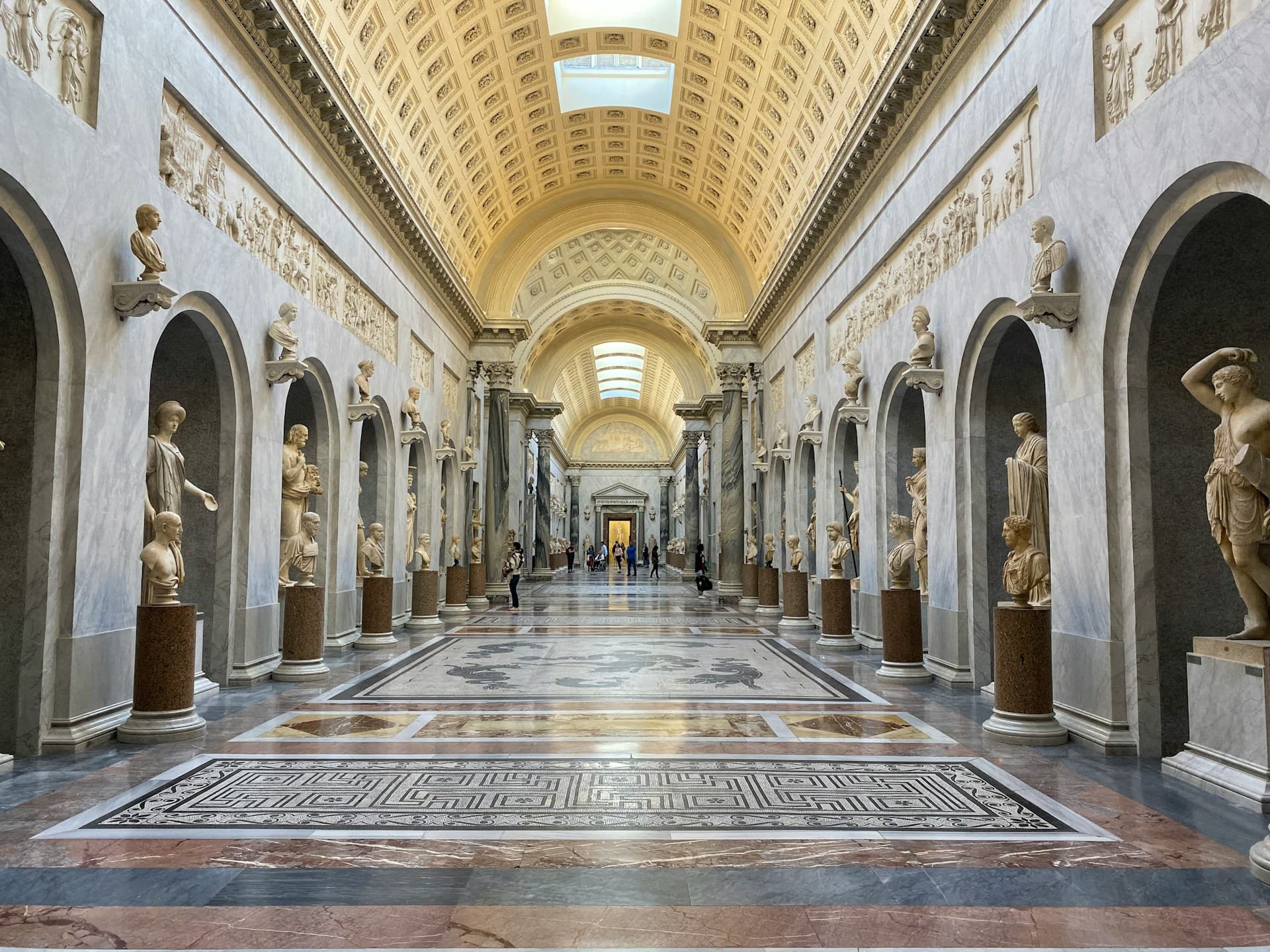 Vatican Museums: How to Actually See the Highlights Without Getting Lost